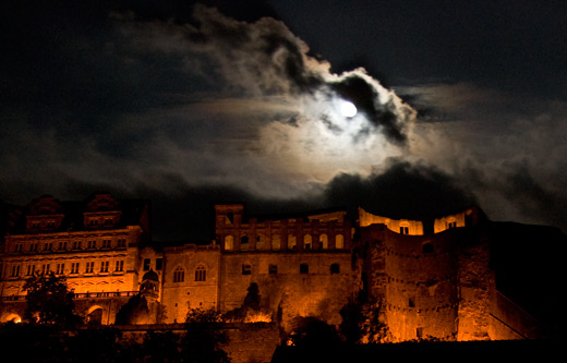 Heidelberger Schloss mit Vollmond