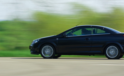 Auto in Bewegung